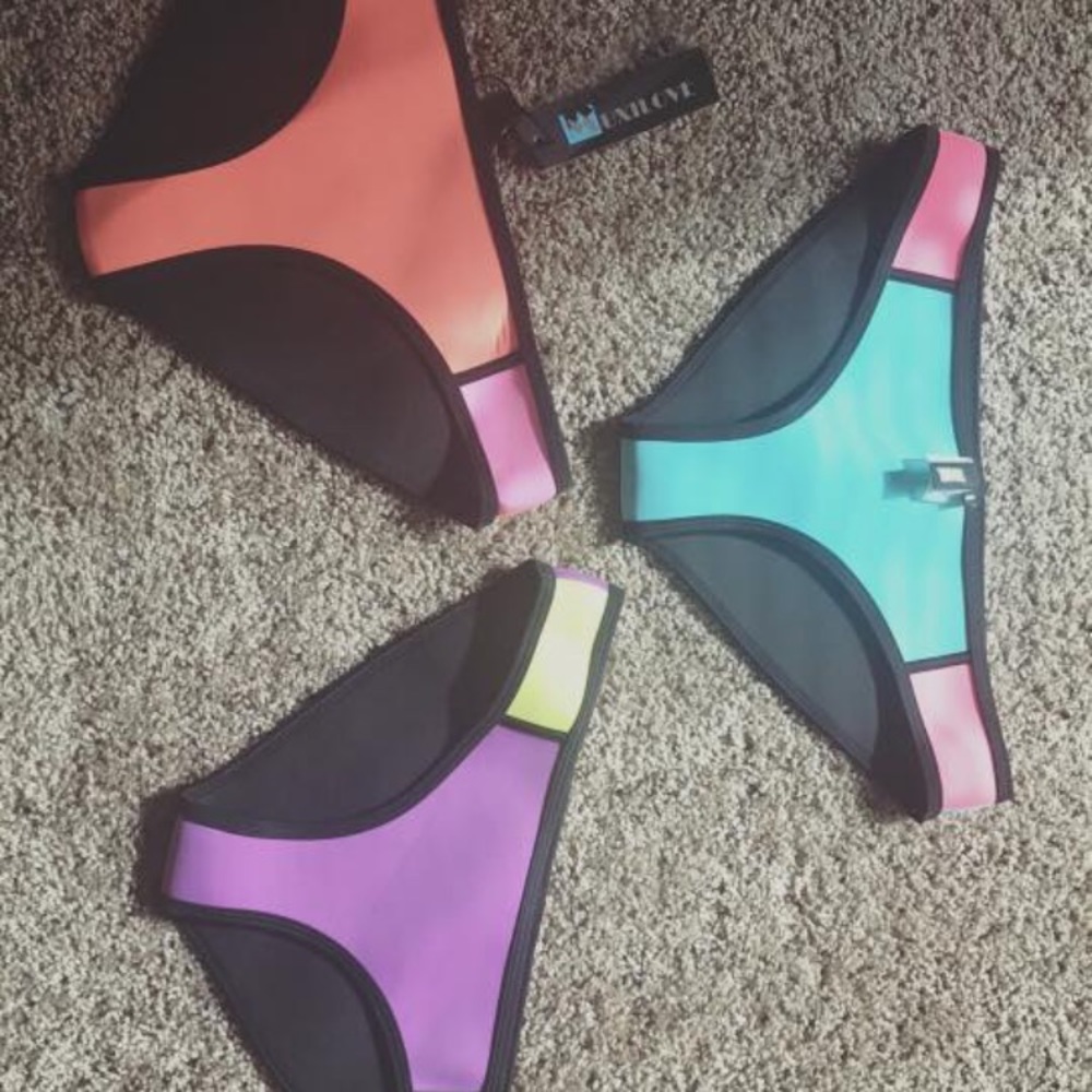Bikini bottoms